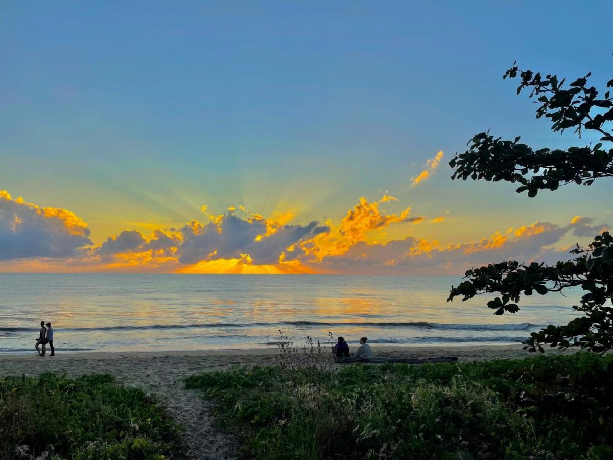 The York Beachfront Holiday Apartments Yorkeys Knob Buitenkant foto