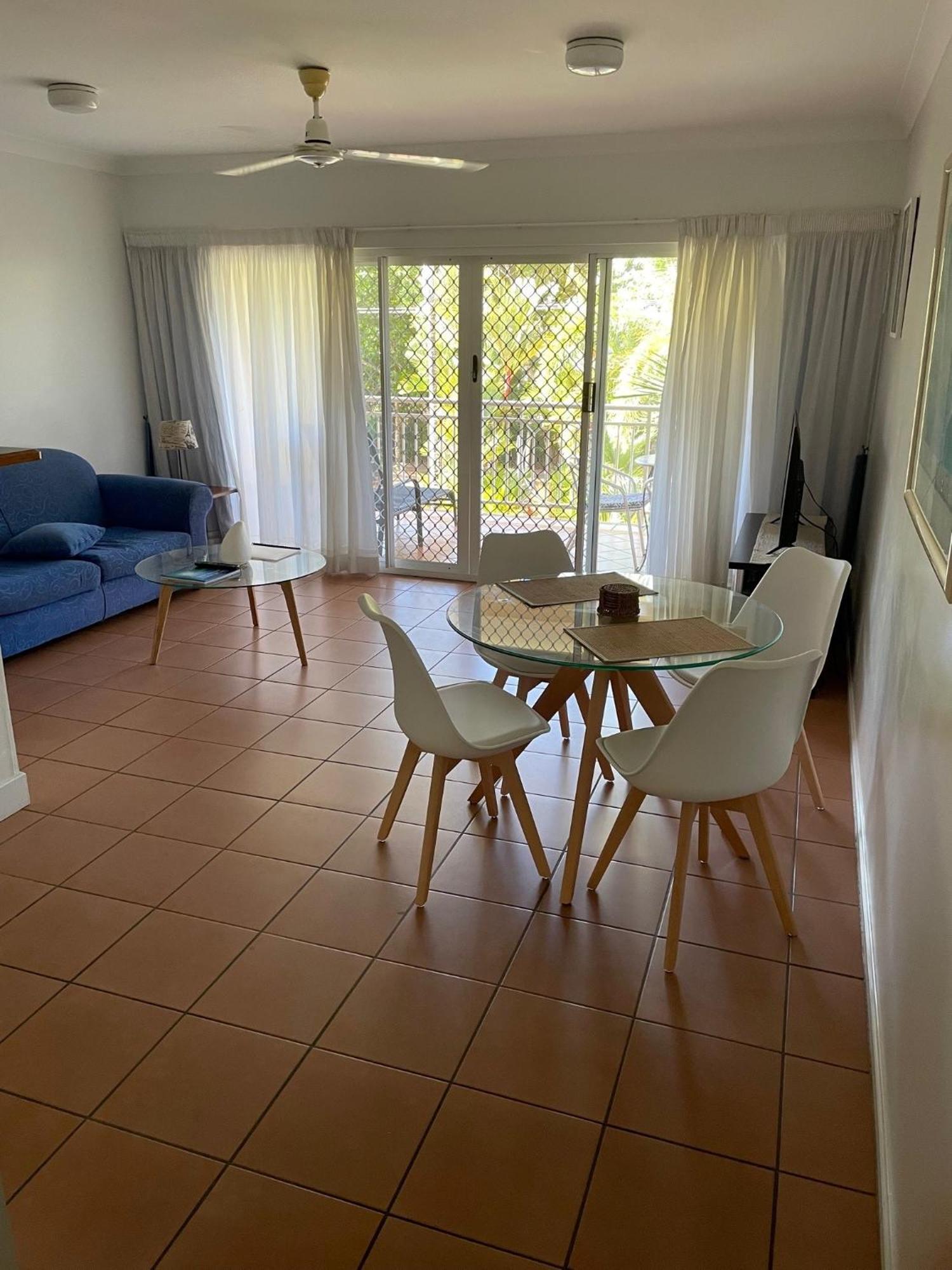 The York Beachfront Holiday Apartments Yorkeys Knob Buitenkant foto