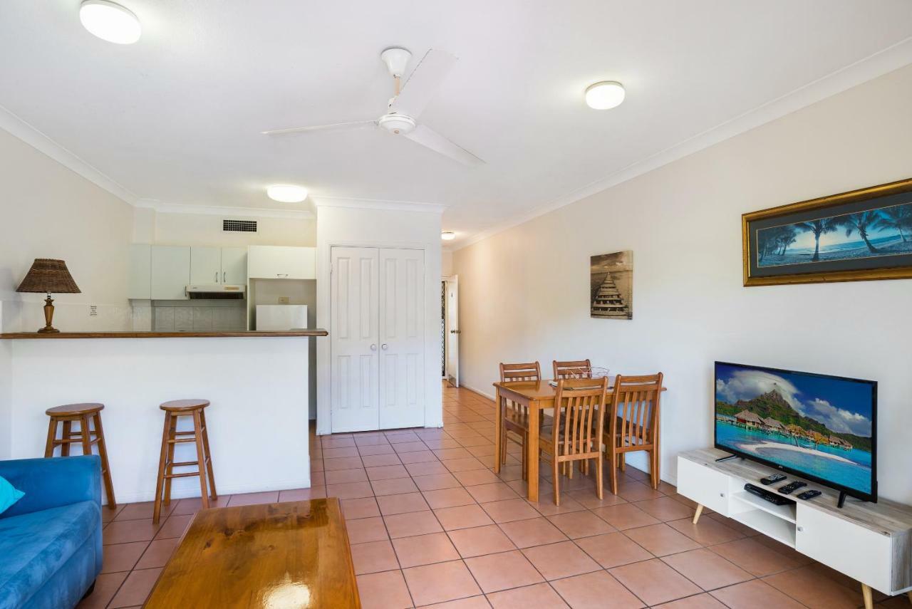 The York Beachfront Holiday Apartments Yorkeys Knob Buitenkant foto